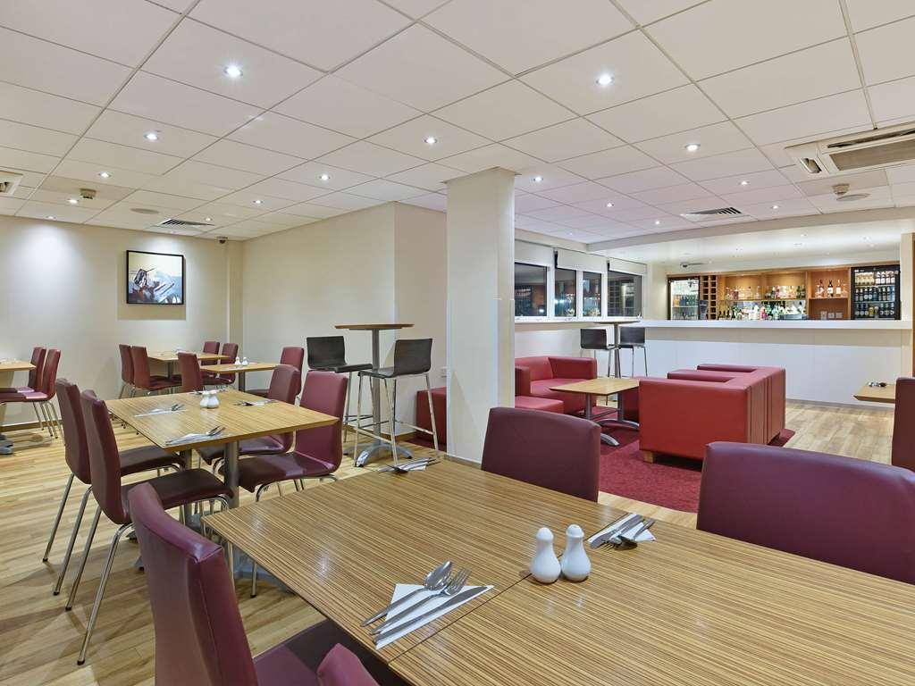 Travelodge Norwich Central Ресторант снимка